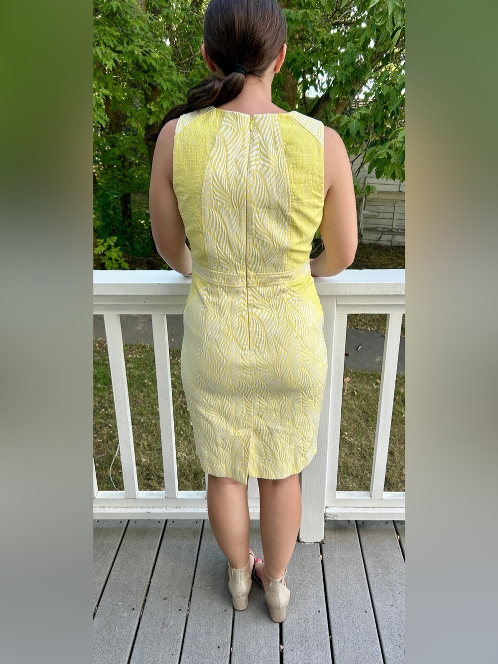 Calvin Klein textured sleeveless sheath dress Size 8 - Picture 3 of 12